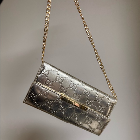 Metallic silver gucci wallet with unbranded chain - Picture 7 of 7